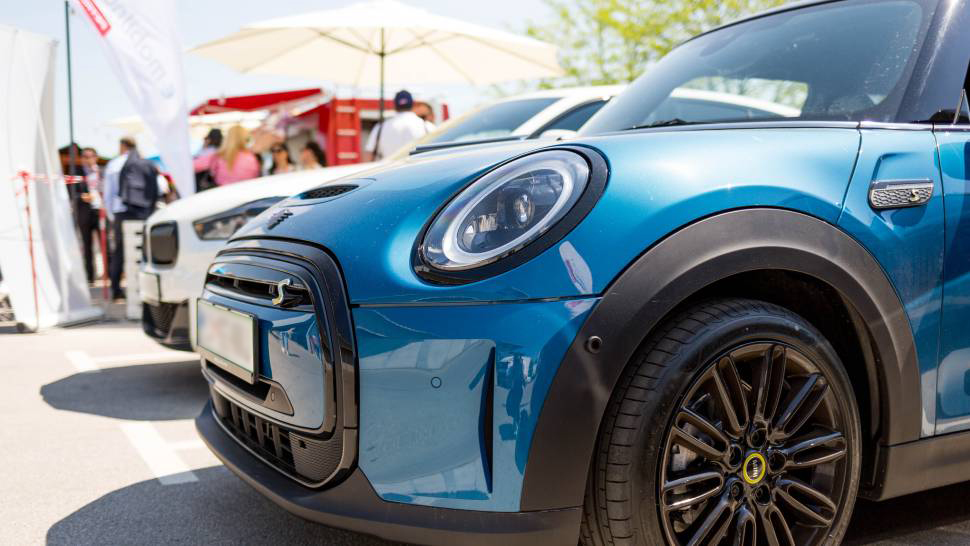 Dugoročni poslovni najam vozila