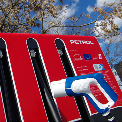 Punionice i rješenja za punjenje za poduzeća i gradove