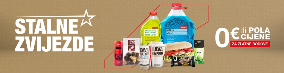 Promotivni banner Petrol "Stalne zvijezde" s prikazom odabranih proizvoda koji su dostupni za 0 € ili po pola cijene uz korištenje zlatnih bodova. Na slici su različiti proizvodi, uključujući auto šampon, zimsko sredstvo za čišćenje vjetrobranskog stakla, kavu, sendvič, kekse i dodatke za telefon. Pozadina je smeđa, s bijelim i crvenim tekstom te grafičkim naglascima.